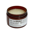 L:A Bruket No. 296 Meersalzpeeling Bergamotte/Patchouli – brauner Glasbehälter, weißes Etikett, weißer Hintergrund – Körperpflege