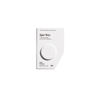 Kjaer Weis Cream Eye Shadow Refill – weißes Rechteck 2,0 g, runder Deckel, weißer Hintergrund – Augenmake-up