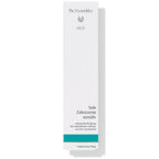 Dr. Hauschka MED Sole Zahncreme sensitiv – weiße Tube mit türkisem Streifen, weißer Hintergrund – Zahnpflege