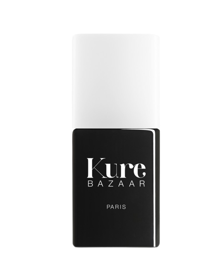 Kure Bazaar Studio Top Coat Haute Résistance – schwarze Flasche mit weißem Deckel, weißer Hintergrund – Nagelpflege