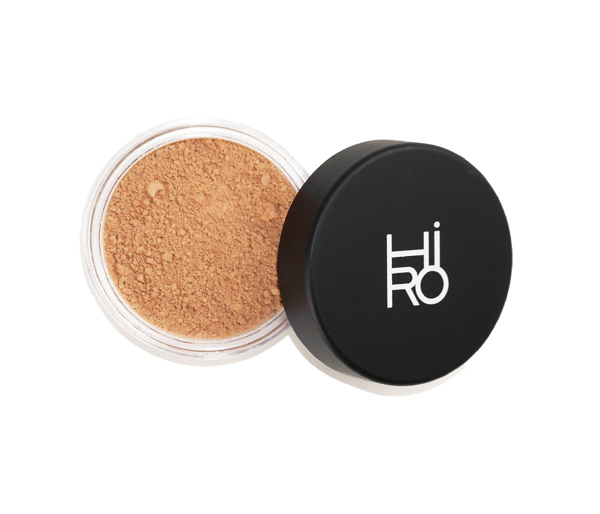 HIRO Mineral Foundation Pearl Beige SPF 25 – durchsichtige Dose, schwarzer Deckel, weißer Hintergrund – Make-up
