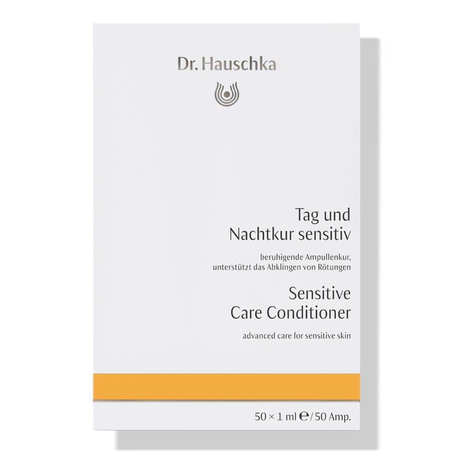 Dr. Hauschka Tag und Nachtkur sensitiv – weiße Kartonverpackung mit orangefarbenem Streifen, 50 × 1 ml – Hautpflege