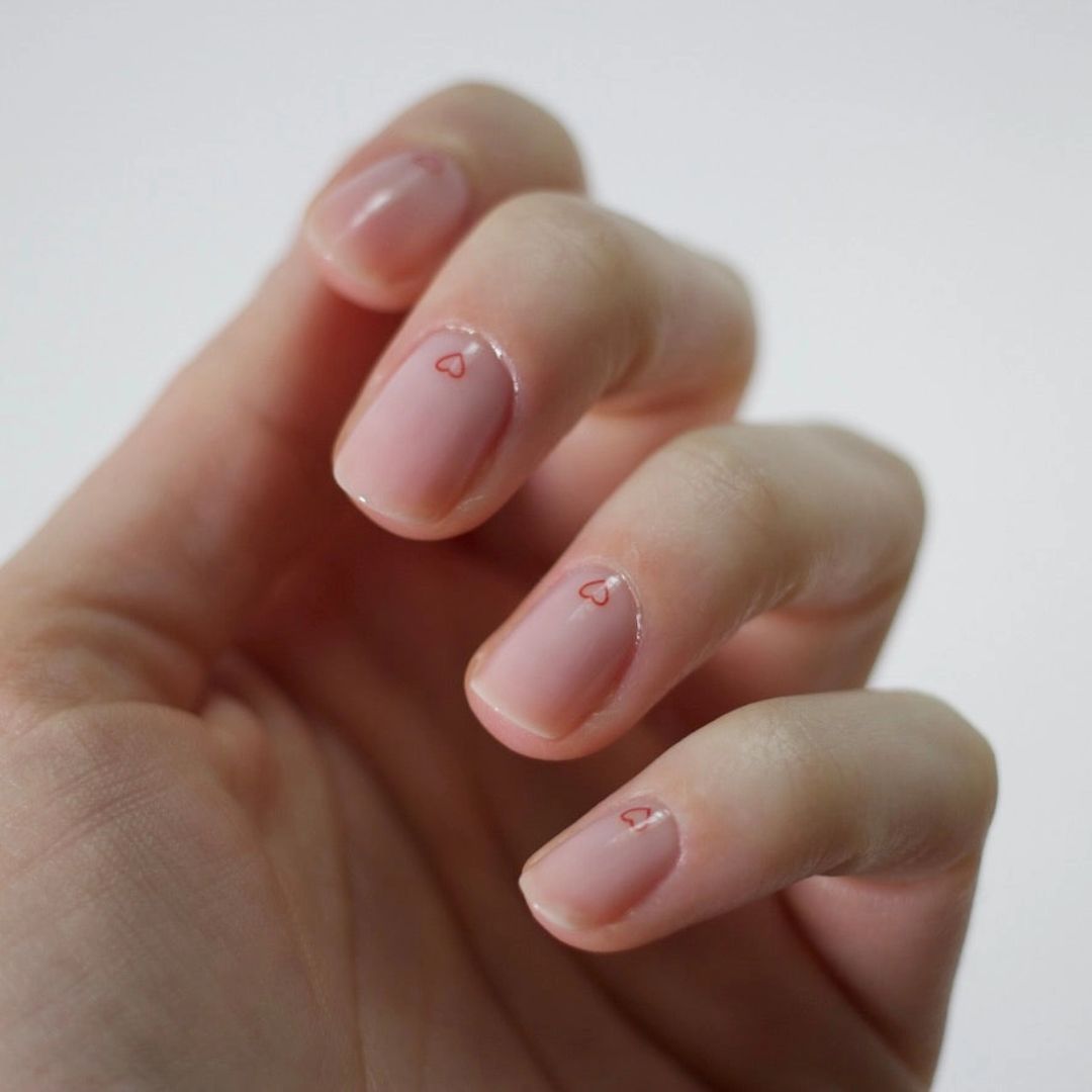 Nail Tattoo rote Herzen