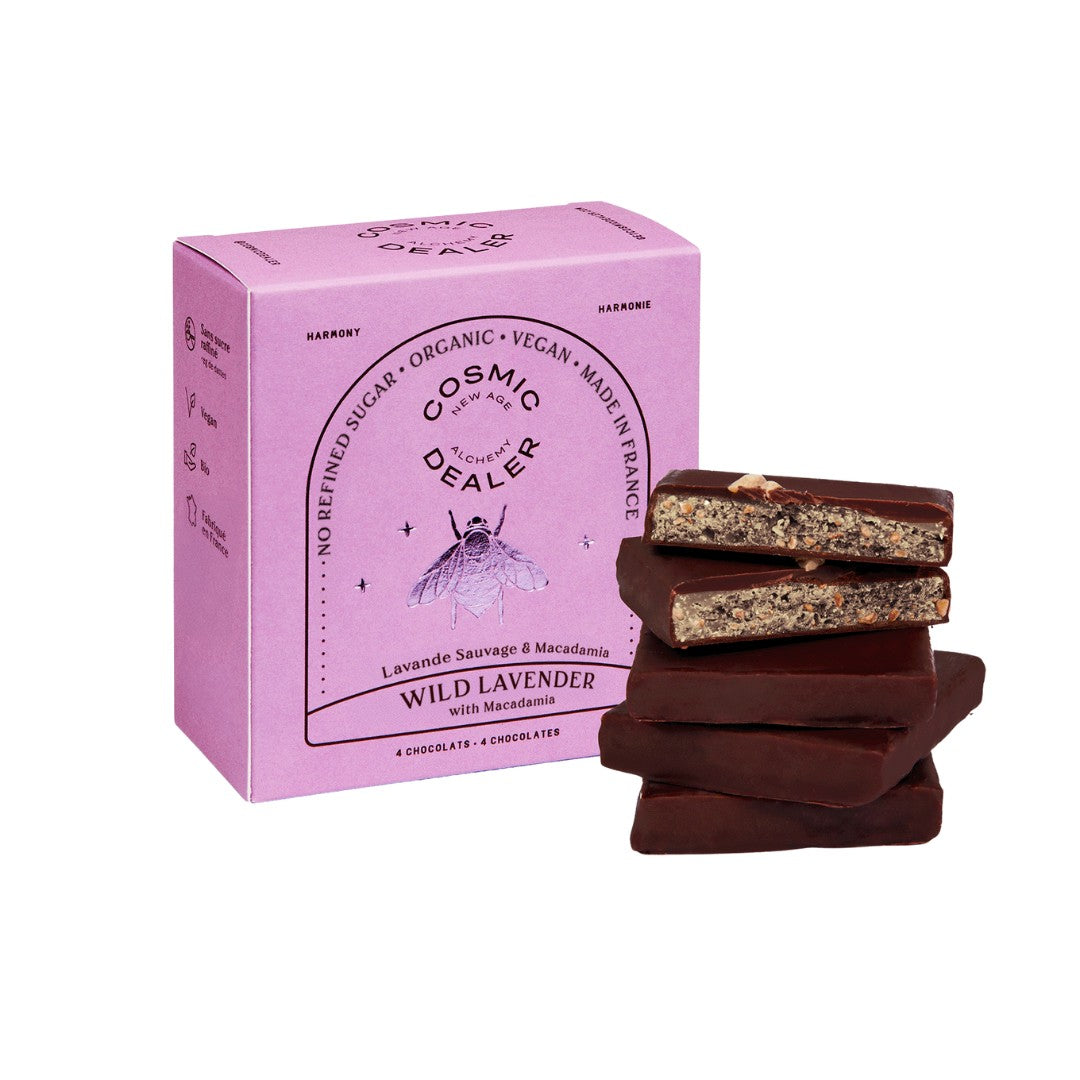 Cosmic Alchemy Dealer Wild Lavender Schokoladenbox – lila Karton, 4 Stück, weißer Hintergrund – Genussprodukt