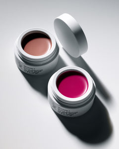 ANASI 7 All Over Colour – weiße Tiegel 5g, cremige Textur, weißer Hintergrund – Gesichts- und Körperfarbe