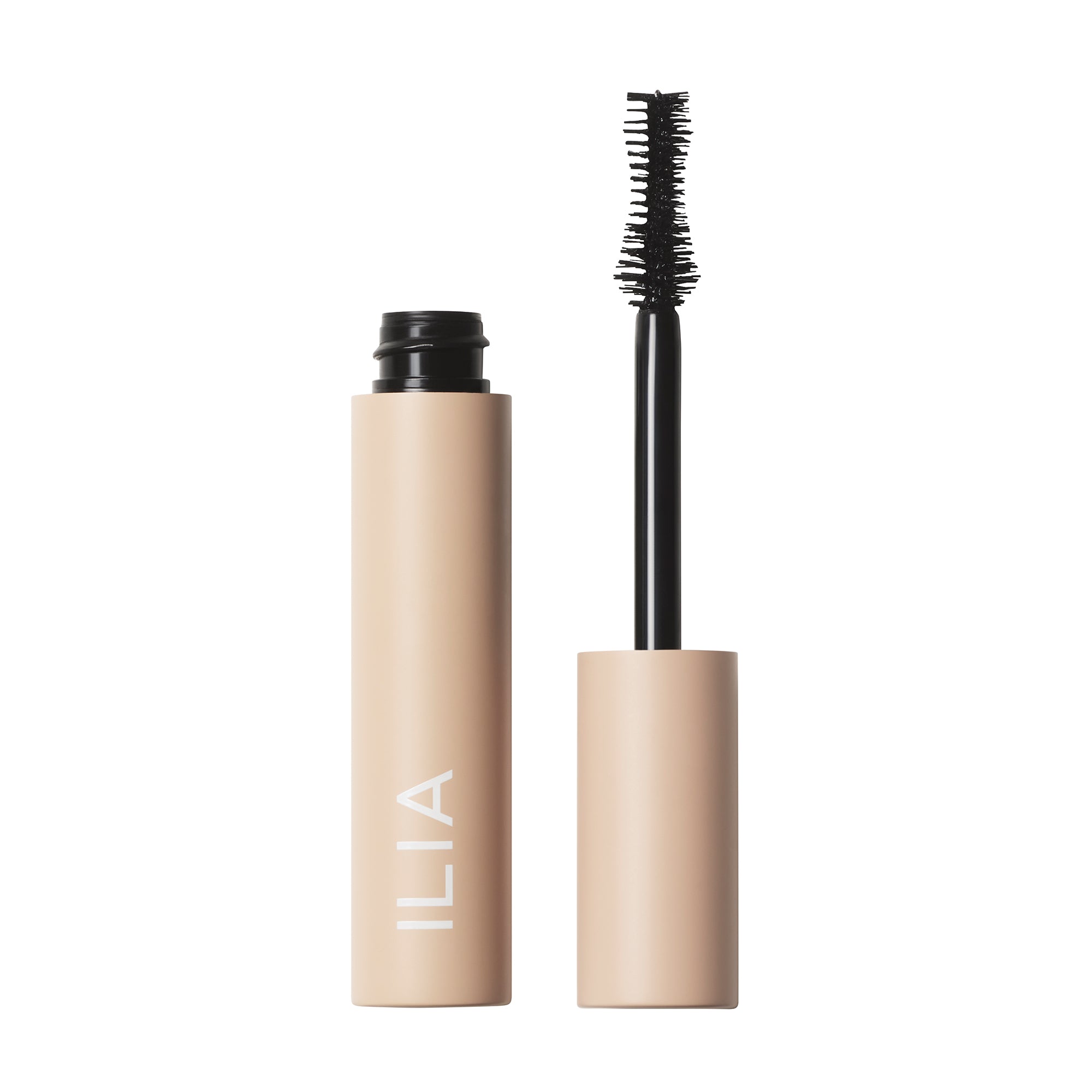 ILIA Fullest Volumizing Mascara – beige Tube 9,5ml, schwarzer Deckel, weißer Hintergrund – Wimpernmakeup