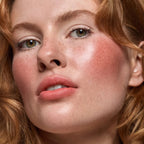 Varwe Refill Color Pot 4 Pink Sorbet: Close-up of a face with pink blush for a fresh look, makeup.